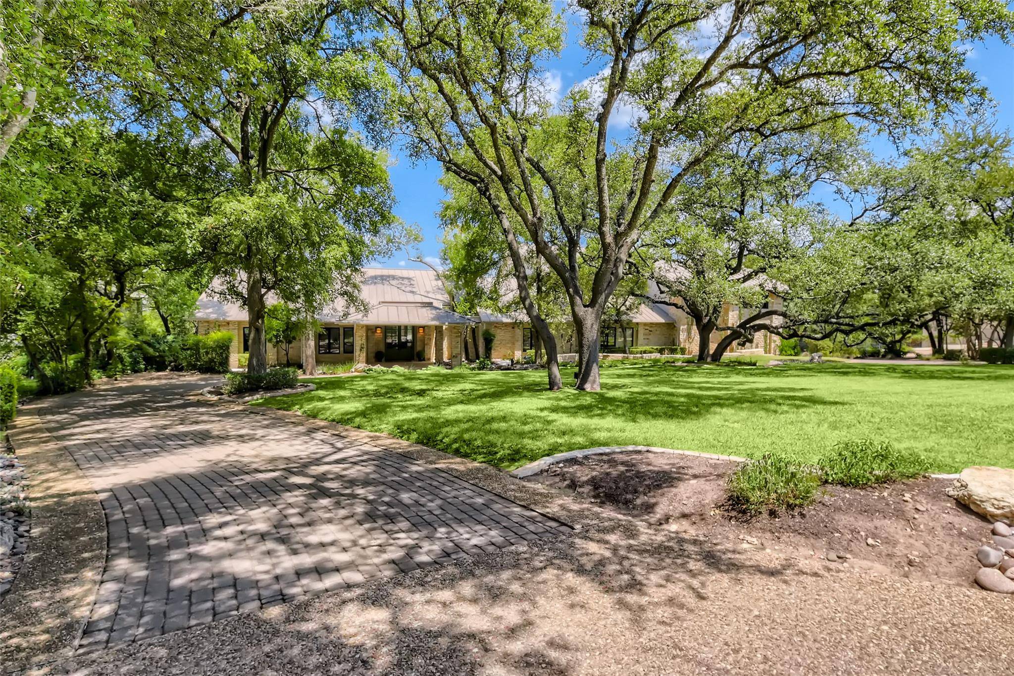 78 St Stephens School RD, Austin, TX 78746