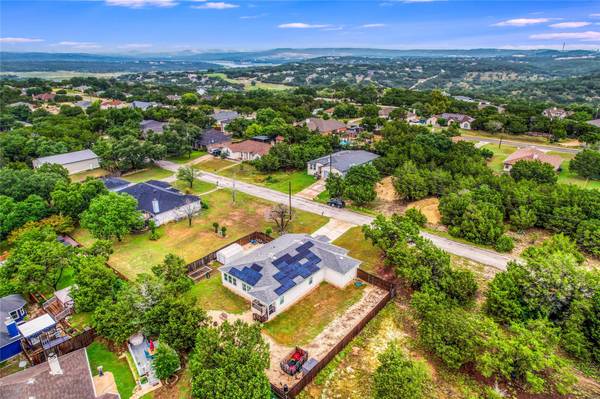 20400 Bear RD, Lago Vista, TX 78645