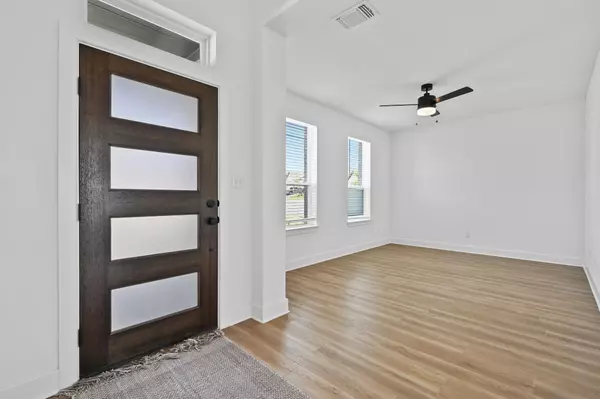 Buda, TX 78610,115 Bamboo DR