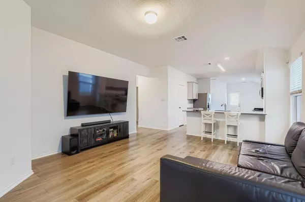 Lago Vista, TX 78645,8212 Purple Aster PASS