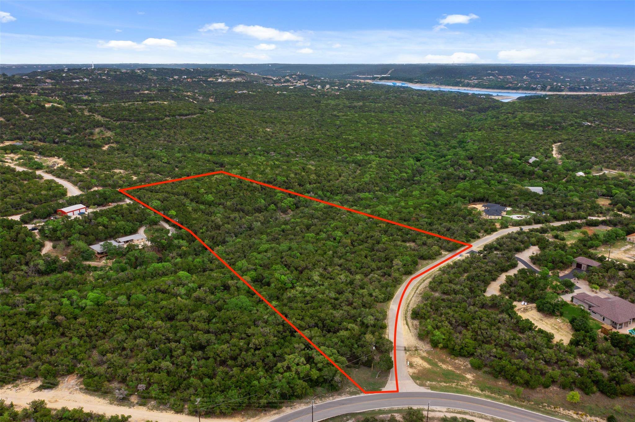 7616 Ladera TRL, Lago Vista, TX 78645