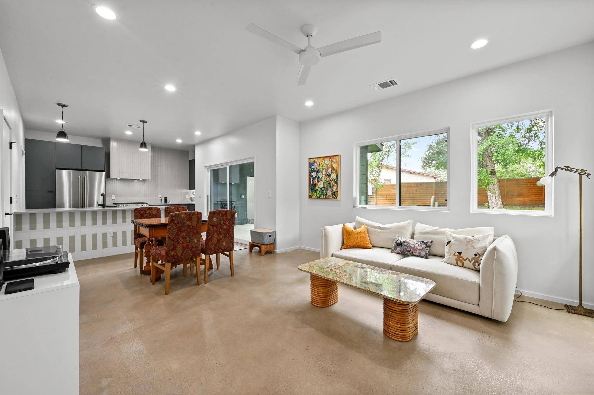 Austin, TX 78702,1001 Walter ST #2