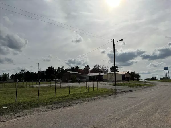 Rockdale, TX 76567,101 SE Mulberry ST