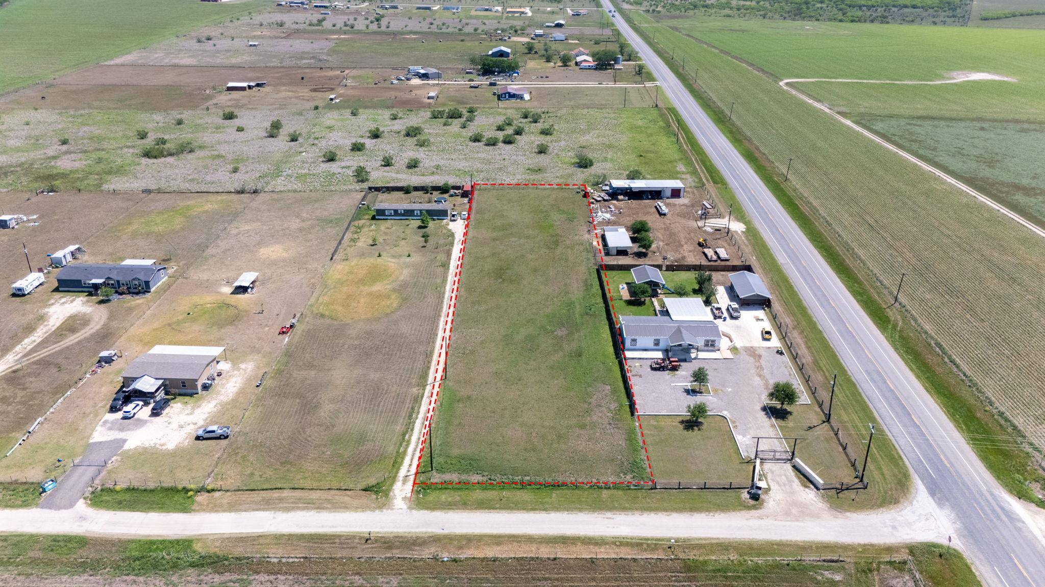 Cost, TX 78614,40 N County Road 140