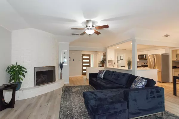 Austin, TX 78759,11602 Three Oaks TRL