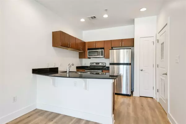 1807 Poquito ST #35,  Austin,  TX 78702