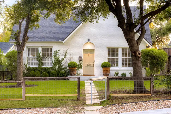 830 Harris Ave,  Austin,  TX 78705