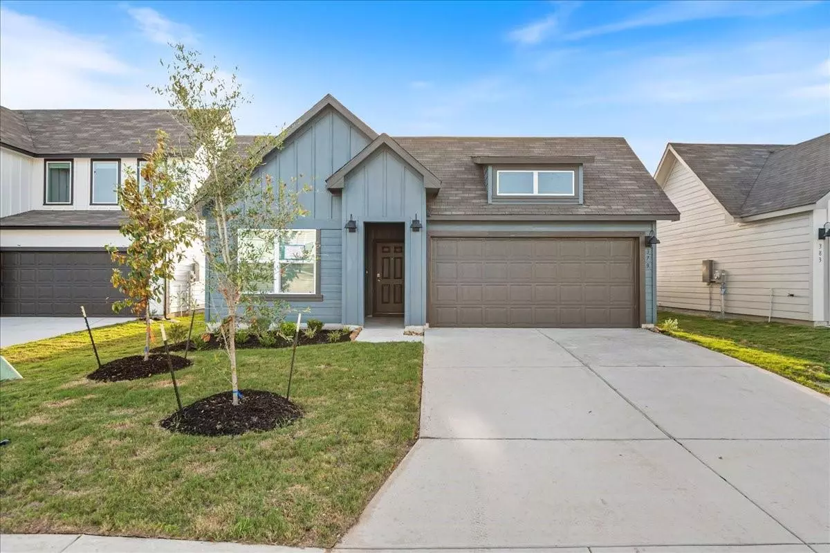 New Braunfels, TX 78130,379 Wayne WAY