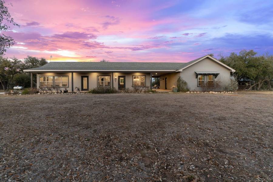 395 Sendero, Round Mountain, TX 78663