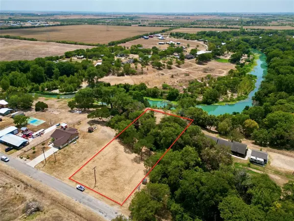 Lots 1 & 2 NW River RD, Martindale, TX 78655