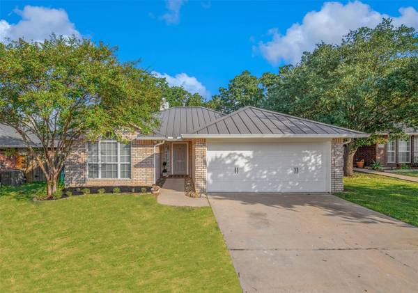 1704 Beaver Pond CT,  Bryan,  TX 77807