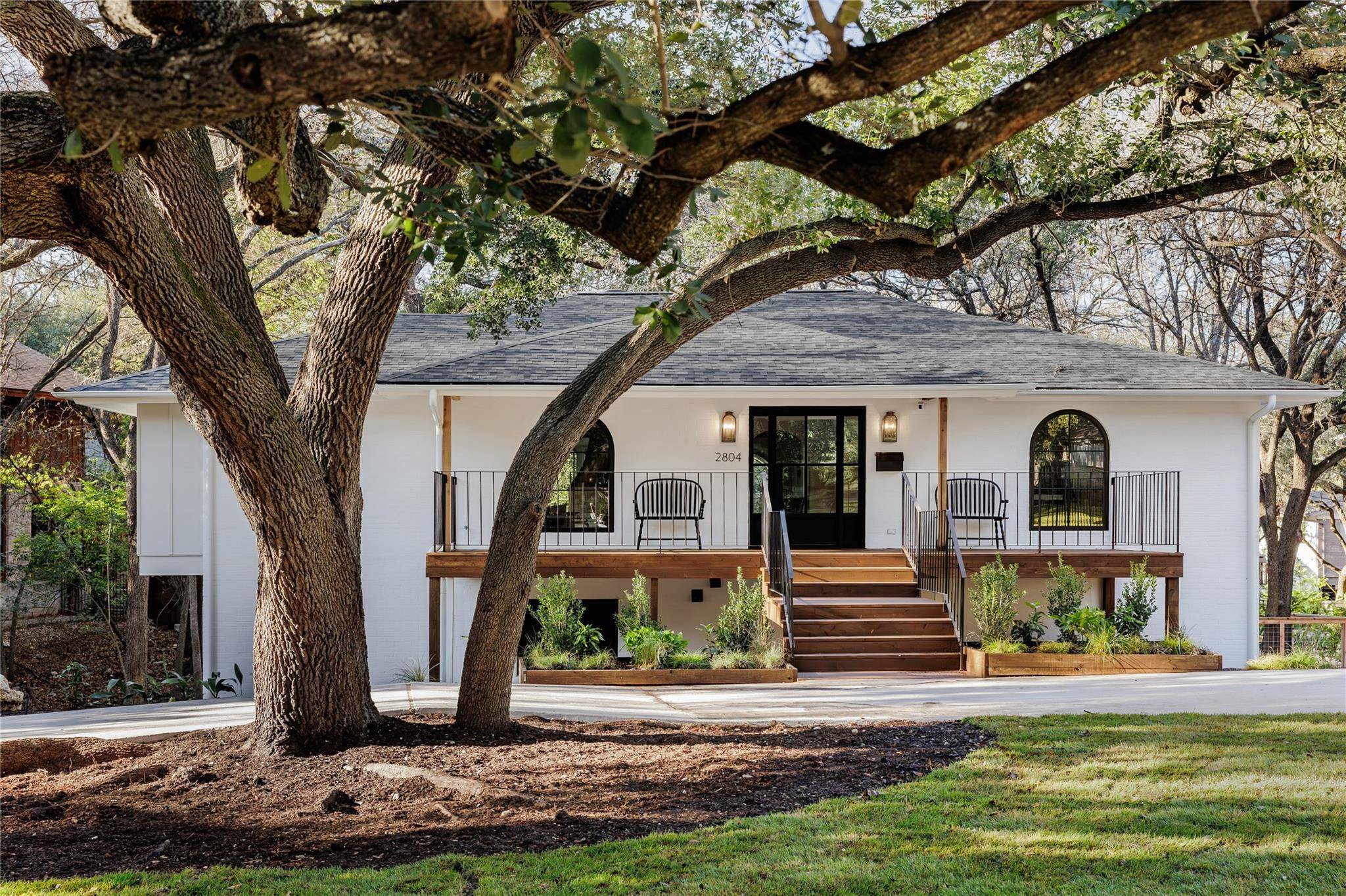 2804 Deercreek CIR, Austin, TX 78703
