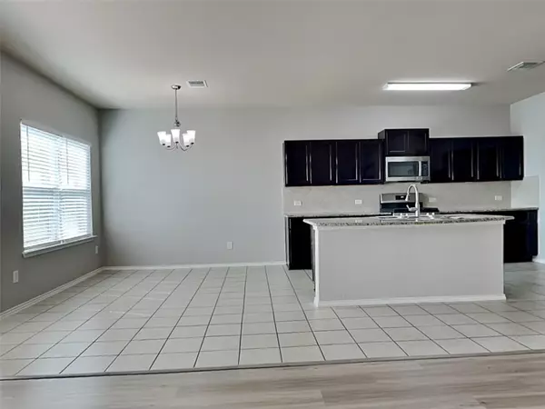 San Marcos, TX 78666,214 Tallow TRL