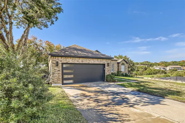 Lago Vista, TX 78645,2808 Douglas CV