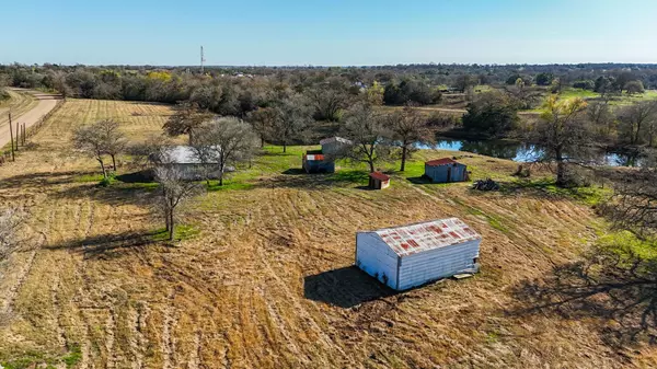 Giddings, TX 78942,2493 County Road 113 - LOT 4