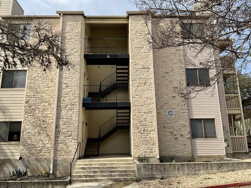 1013 Chestnut ST #Building C, Unit 5, San Marcos, TX 78666