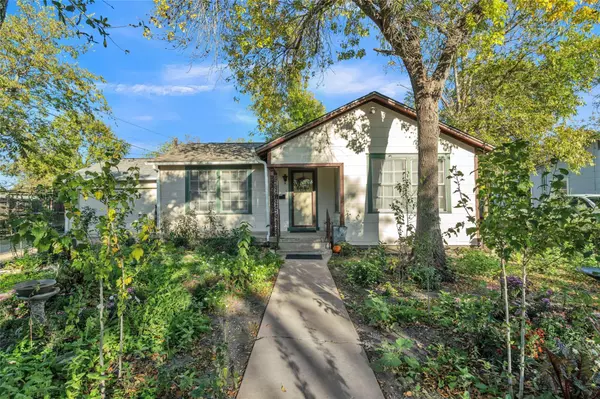 1202 Fairground ST,  Taylor,  TX 76574