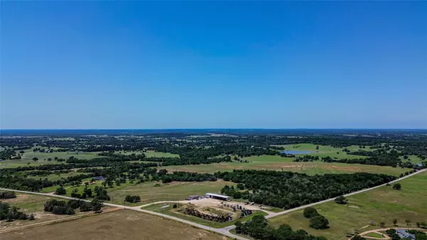 Giddings, TX 78942,1197 Private Road 2071