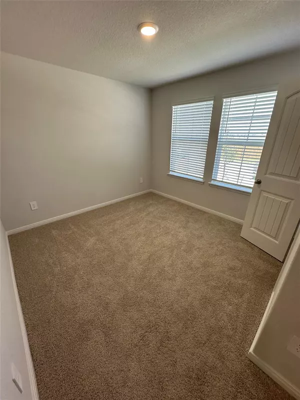 San Marcos, TX 78666,172 Docile LOOP