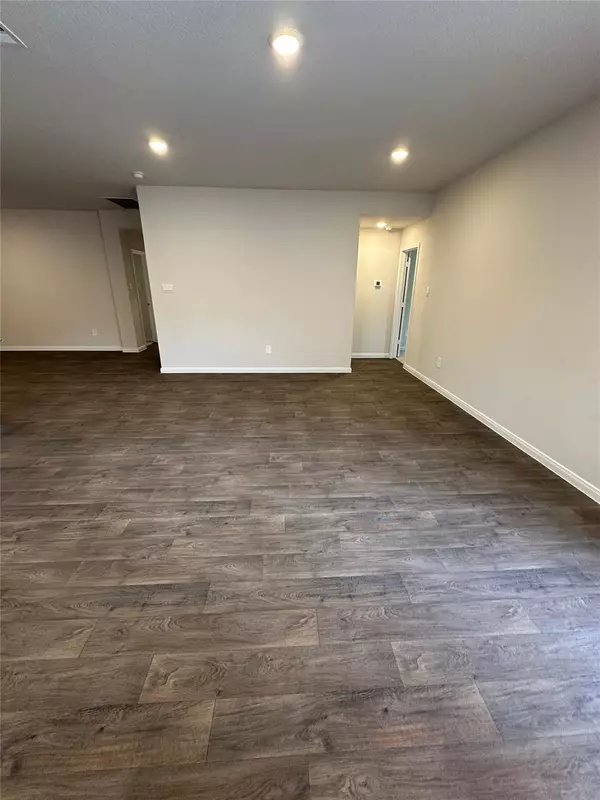 San Marcos, TX 78666,172 Docile LOOP