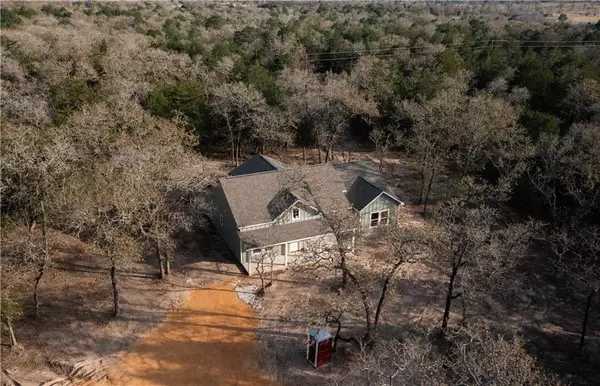 721 Peach Creek RD, Rosanky, TX 78953