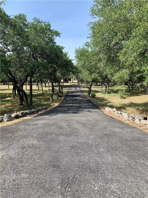Spring Branch, TX 78070,940 W Branch XING