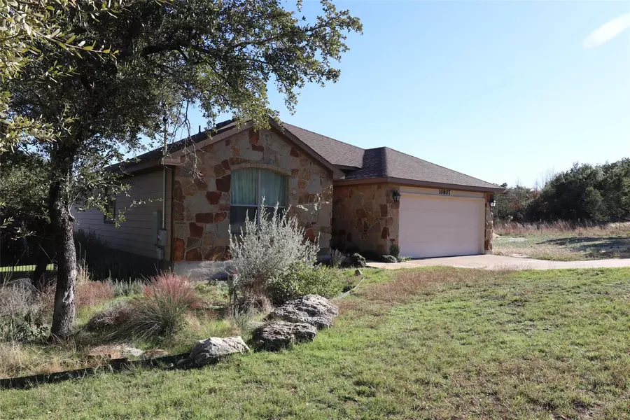 10807 Glen View CIR, Dripping Springs, TX 78620