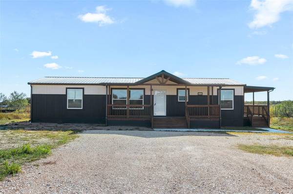 141 Beckham DR, Dale, TX 78616