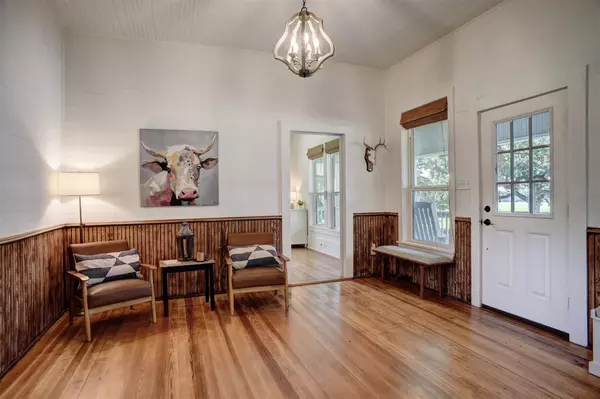 Paige, TX 78659,141 Grassyville RD