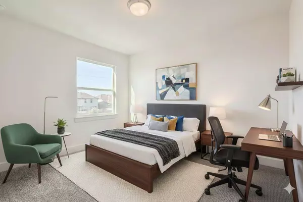 Round Rock, TX 78665,1531 N Red Bud LN #32