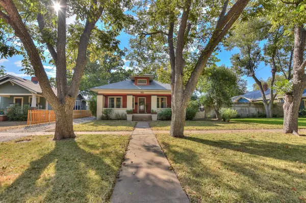 1812 Main ST, Georgetown, TX 78626