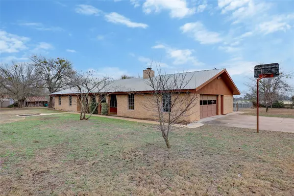 Bertram, TX 78605,301 County Road 320