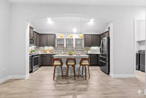 Austin, TX 78744,7704 Vista Mejor DR