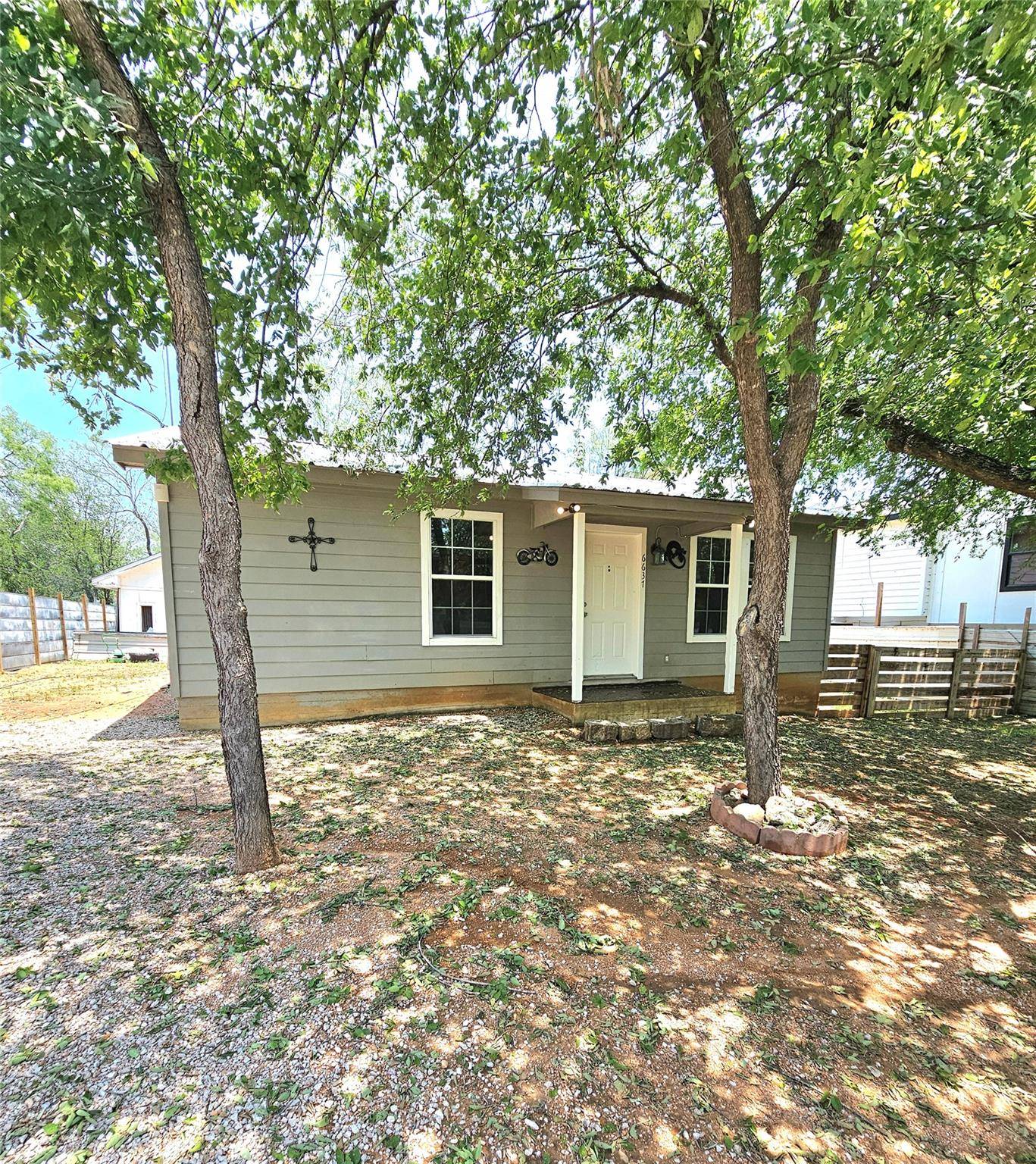 Kingsland, TX 78639,6637 River Oaks DR