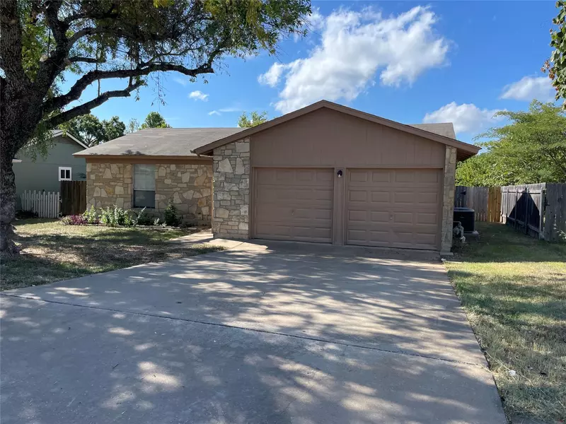 907 Canterfield LN, Cedar Park, TX 78613