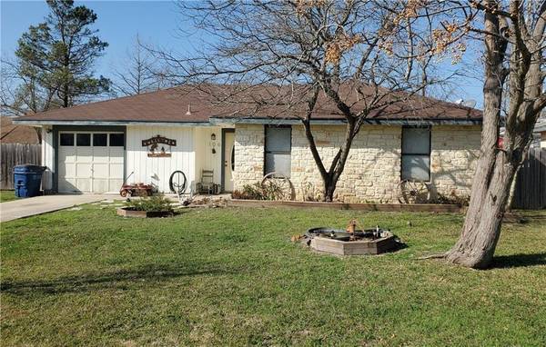 106 Hunters PT,  Florence,  TX 76527