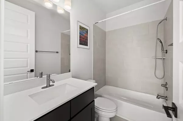 Austin, TX 78744,7701 Boyd Haven DR