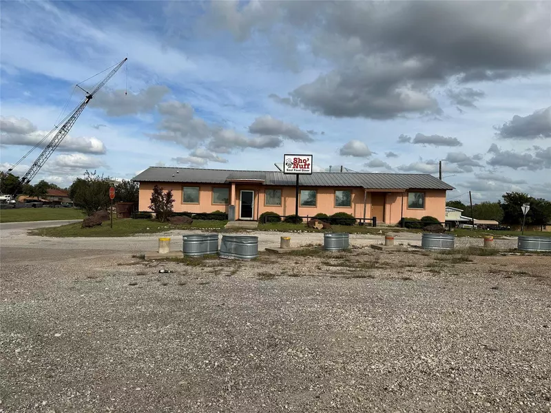 101 Mulberry ST, Rockdale, TX 76567