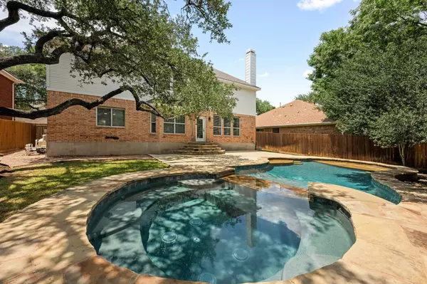 7517 Robert Kleburg LN, Austin, TX 78749