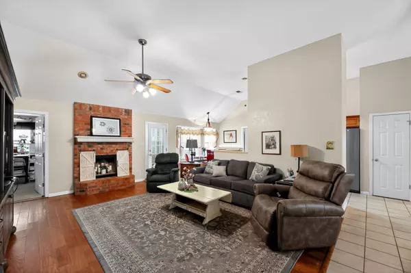 Bastrop, TX 78602,127 S Pohakea DR