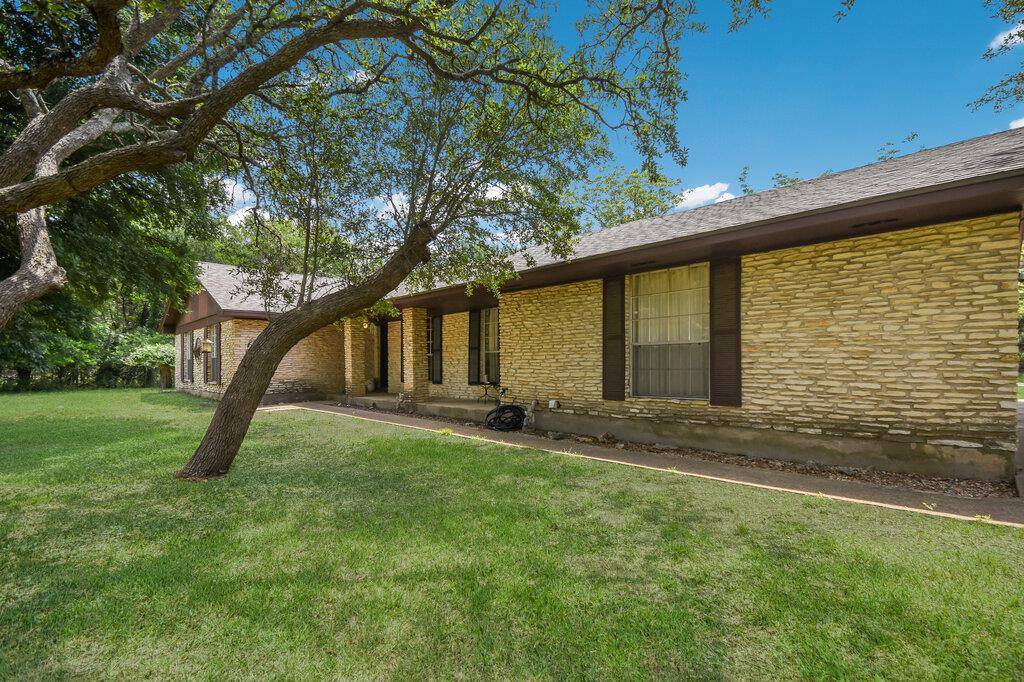 Georgetown, TX 78633,301 Navajo TRL