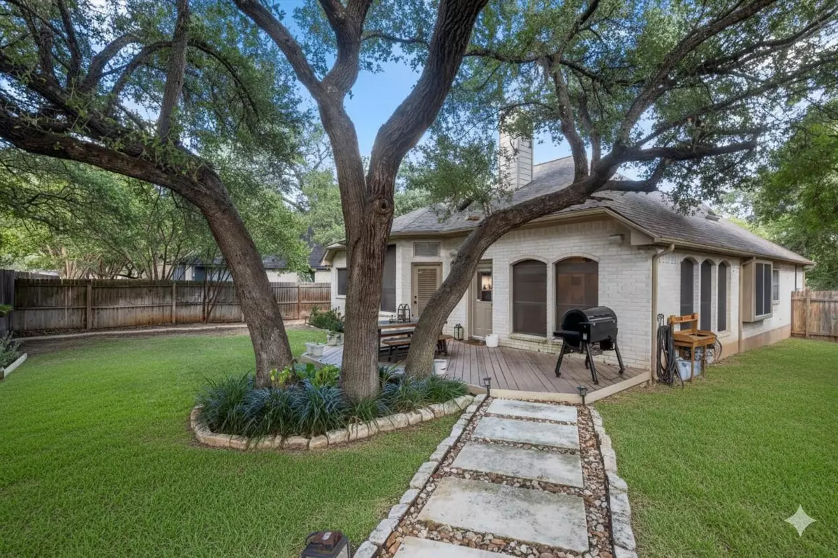 Austin, TX 78749,6303 Clairmont DR