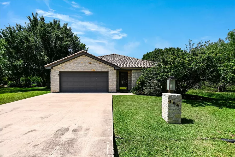 104 Springfield, Horseshoe Bay, TX 78657