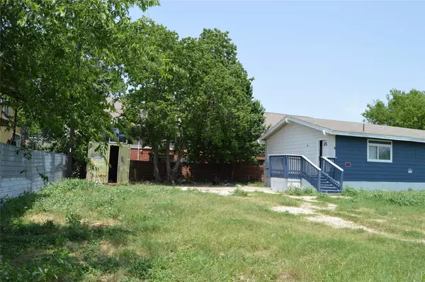 Austin, TX 78724,8014 N Lake DR