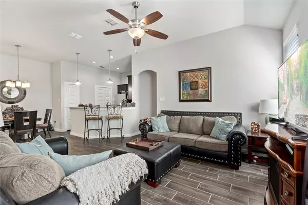 New Braunfels, TX 78130,334-338 Creekside Curve CURV