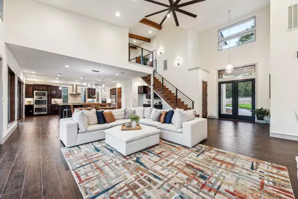 Lago Vista, TX 78645,21007 Buena Vista