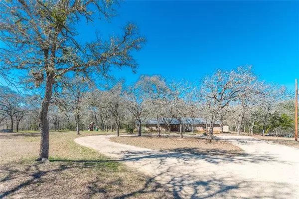 772 PETTYTOWN RD, Red Rock, TX 78662