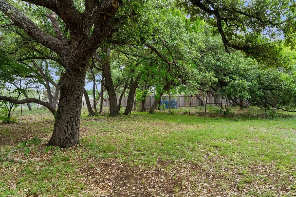 Liberty Hill, TX 78642,300 Corral LN