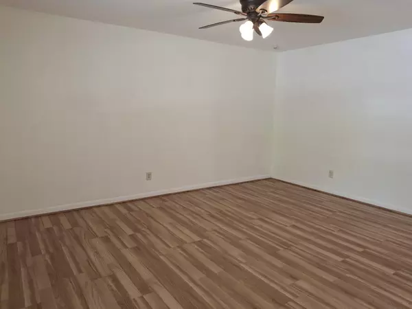 Austin, TX 78705,103 W 35th ST