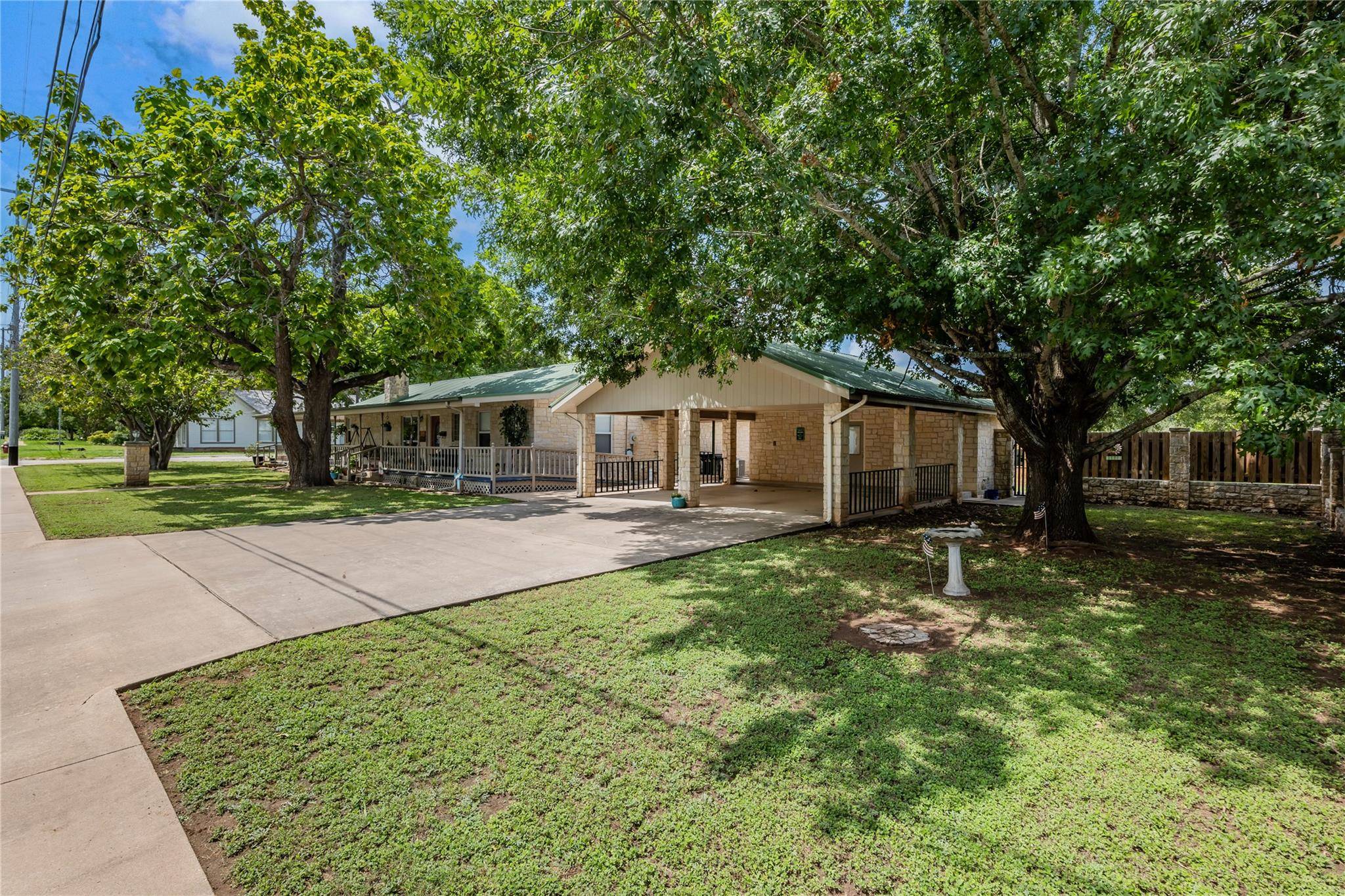 Burnet, TX 78611,500 N Main ST N